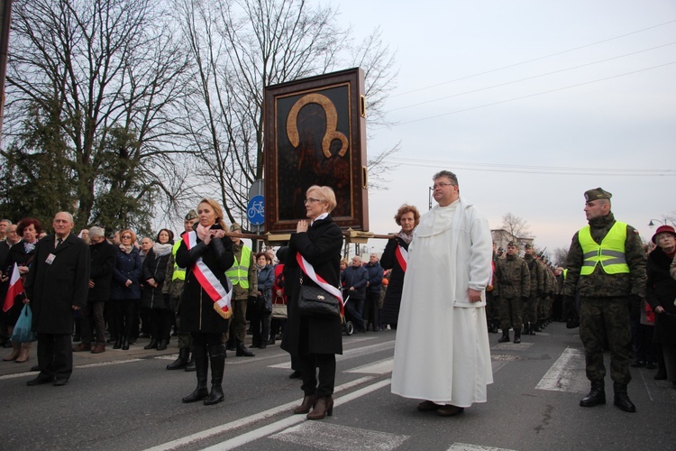 Powitanie ikony MB Częstochowskiej w parafii pw. św. Wawrzyńca w Sochaczewie