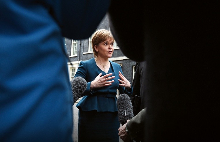 Pierwsza minister Szkocji, Nicola Sturgeon, pragnie oderwania się Szkocji od Wielkiej Brytanii.