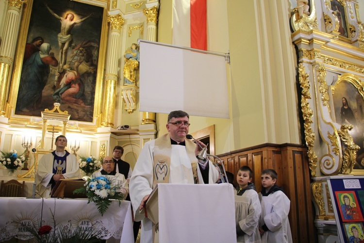 Powitanie ikony MB Częstochowskiej w Brzozowie