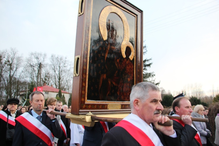 Powitanie ikony MB Częstochowskiej w Brzozowie