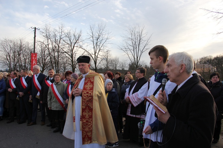 Powitanie ikony MB Częstochowskiej w Brzozowie