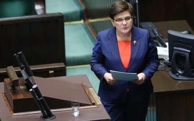 Szydło: UE utknęła na mieliźnie i zamiast iść do przodu, rozmienia się na drobne