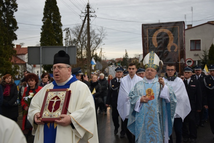 Powitanie ikony MB Częstochowskiej w Iłowie