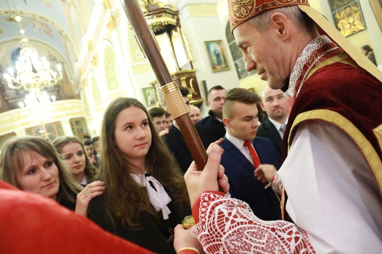 Bierzmowanie w Oleśnie