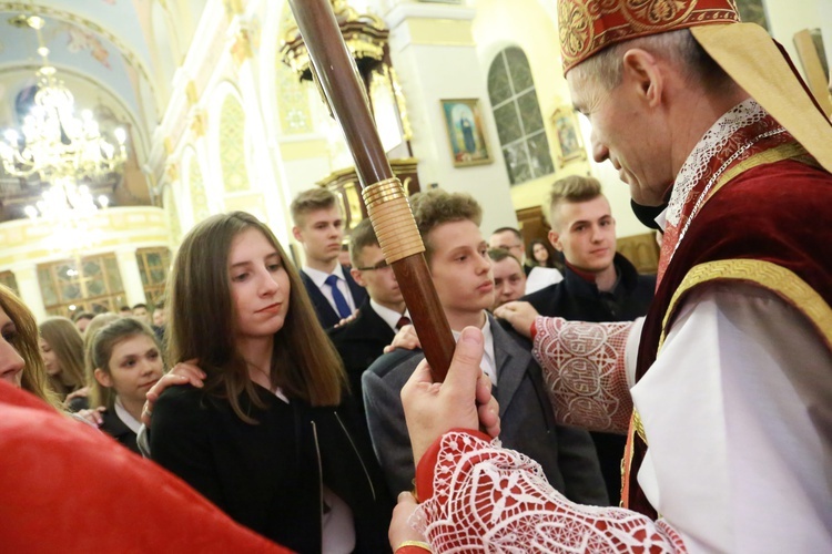 Bierzmowanie w Oleśnie