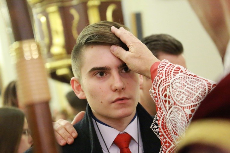 Bierzmowanie w Oleśnie