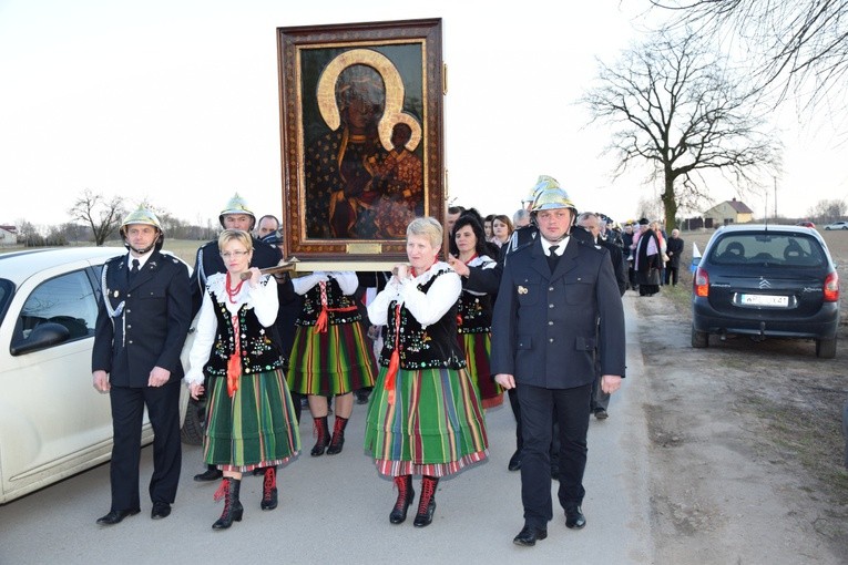 Powitanie ikony MB Częstochowskiej w Zycku