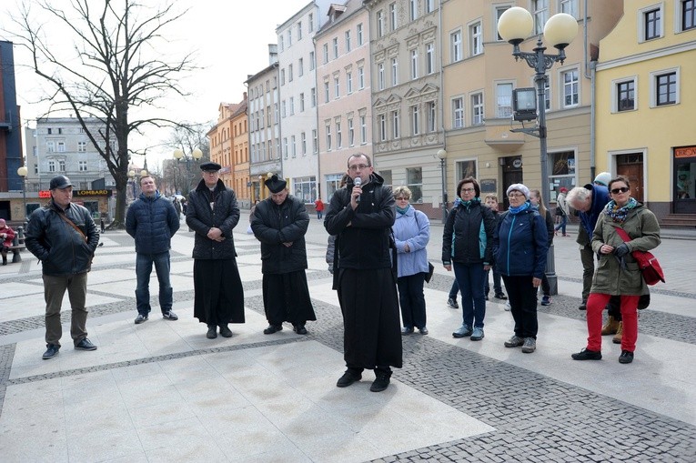 Za św. Jakubem dla życia
