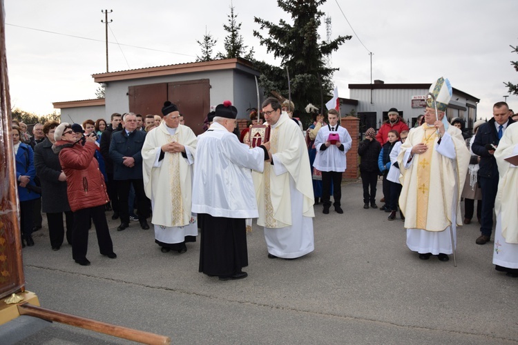 Powitanie ikony MB Częstochowskiej w Słubicach