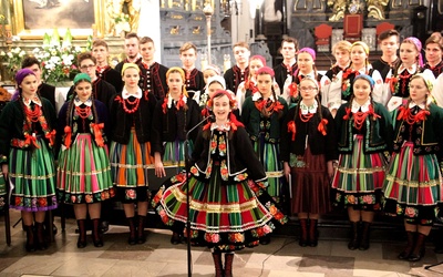 Solowy występ Malwiny Ciesielskiej był ozdobą pierwszej części koncertu