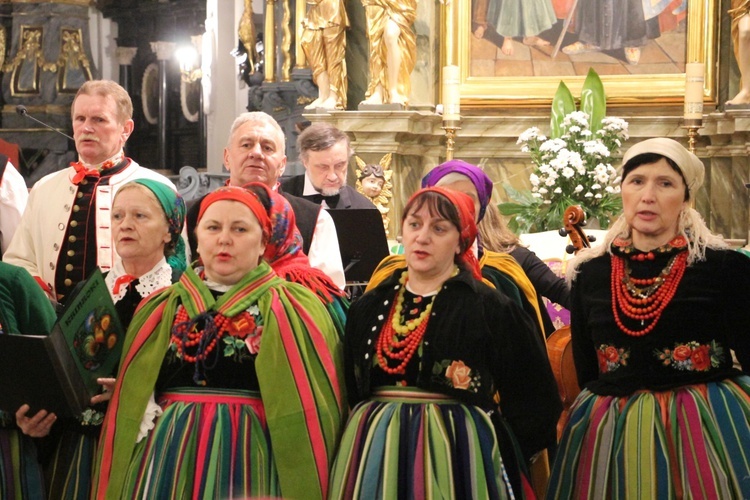 Koncert w bazylice katedralnej w Łowiczu