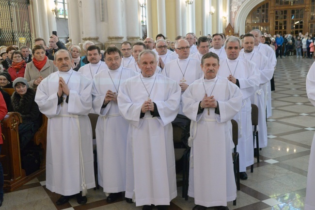 Kolejni nadzwyczajni szafarze Komunii św.