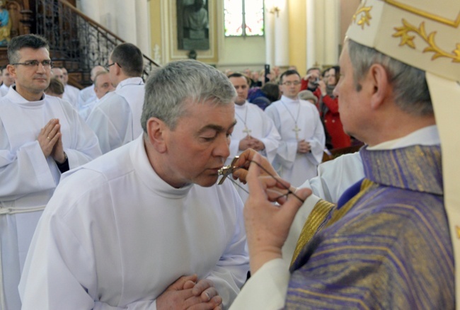 Kolejni nadzwyczajni szafarze Komunii św.