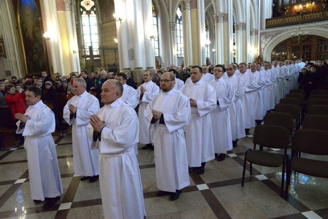 Kolejni nadzwyczajni szafarze Komunii św.