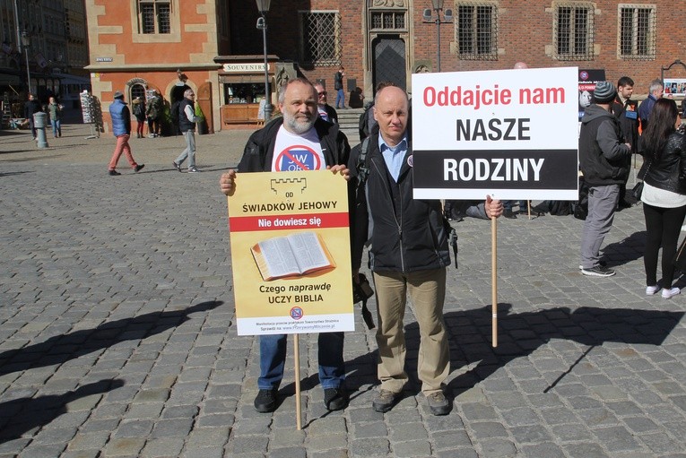 Ogólnopolska manifestacja przeciw szkodliwej ideologii Świadków Jehowy