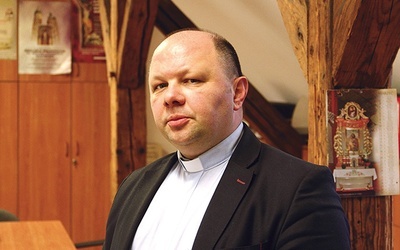 – Szkoła katolicka musi mieć odwagę, aby wbrew prądom tego świata głosić Ewangelię, nawet za cenę braku popularności – uważa ks. dr Krzysztof Wilk