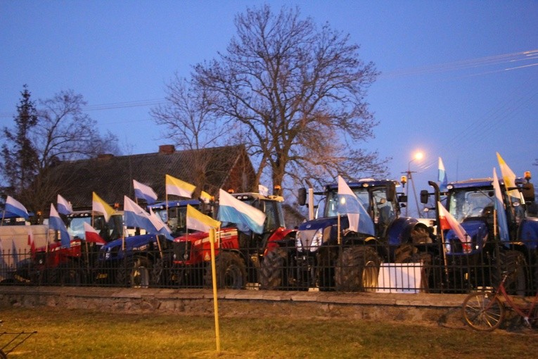 Powitanie ikony MB Częstochowskiej w Pacynie