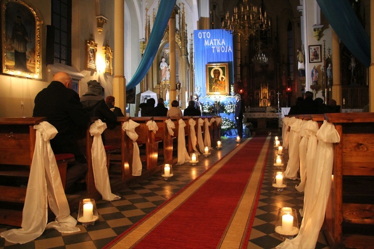 Powitanie ikony MB Częstochowskiej w Pacynie