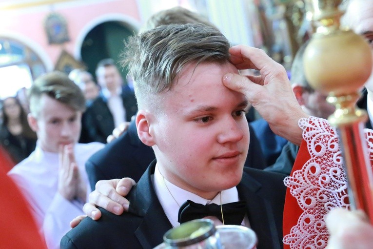 Bierzmowanie w Wierzchosławicach