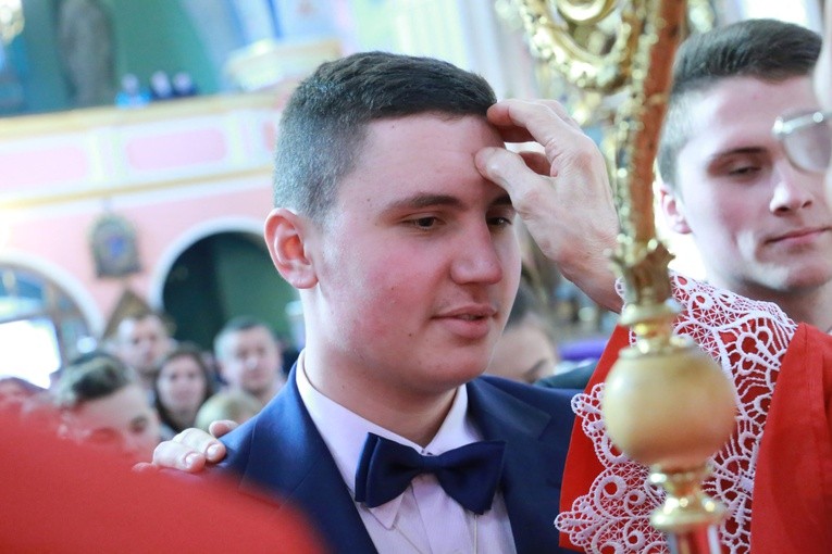 Bierzmowanie w Wierzchosławicach