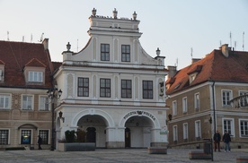 W czyje ręce trafi kamienica Oleśnickich?