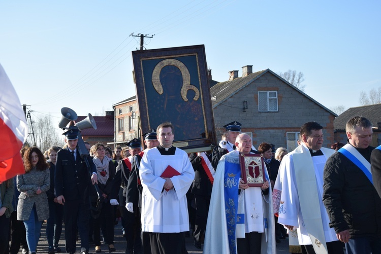 Powitanie ikony MB Częstochowskiej w Osmolinie