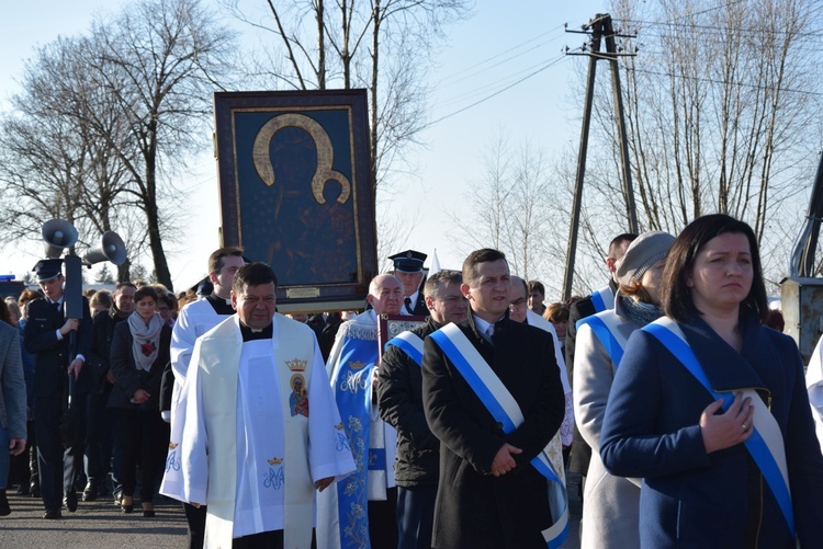 Powitanie ikony MB Częstochowskiej w Osmolinie