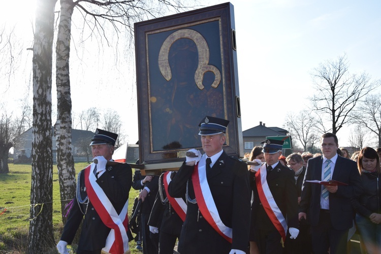 Powitanie ikony MB Częstochowskiej w Osmolinie