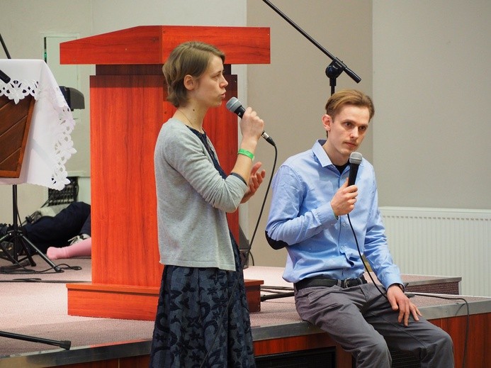 Fotowspomnienie z konferencji uwielbieniowej