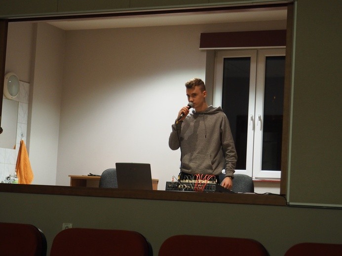 Fotowspomnienie z konferencji uwielbieniowej