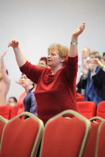 Fotowspomnienie z konferencji uwielbieniowej