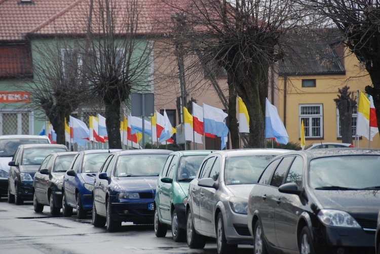 Powitanie ikony MB Częstochowskiej w Kiernozi