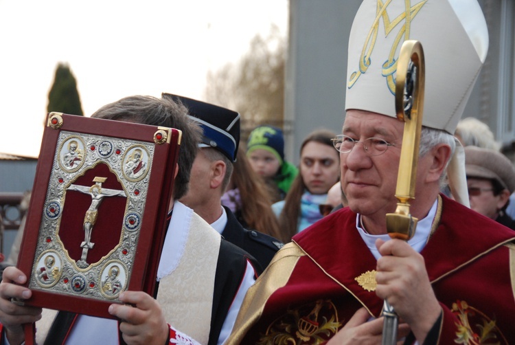 Powitanie ikony MB Częstochowskiej w Kiernozi