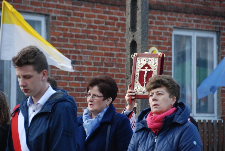 Powitanie ikony MB Częstochowskiej w Kiernozi