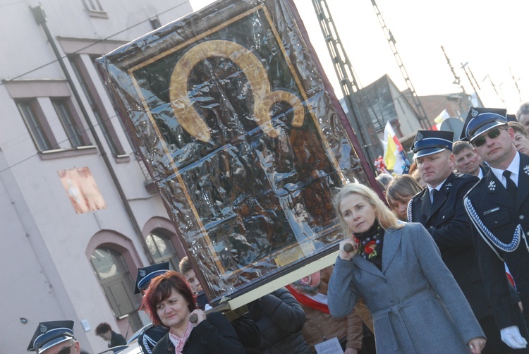 Powitanie ikony MB Częstochowskiej w Kiernozi