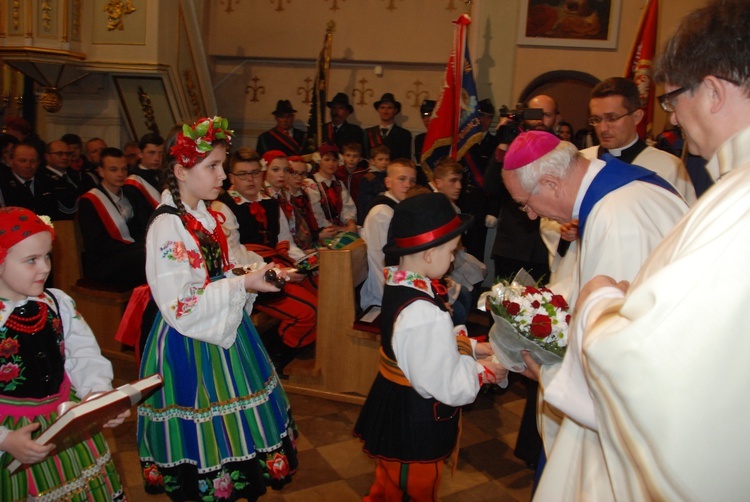 Powitanie ikony MB Częstochowskiej w Kiernozi