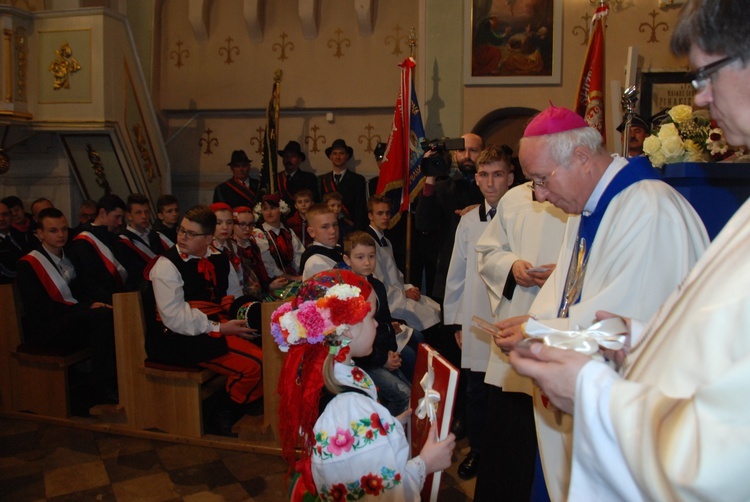 Powitanie ikony MB Częstochowskiej w Kiernozi