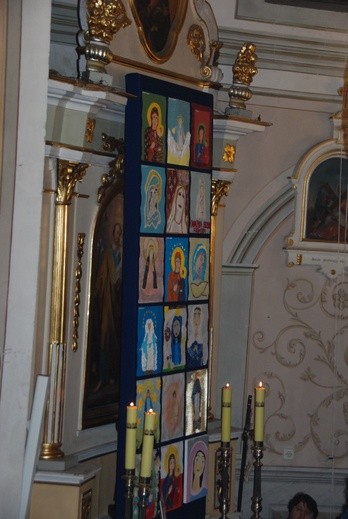 Powitanie ikony MB Częstochowskiej w Kiernozi