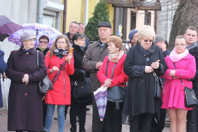 Powitanie ikony MB Częstochowskiej w Kiernozi