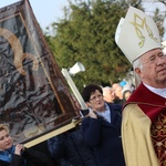 Powitanie ikony MB Częstochowskiej w Kiernozi