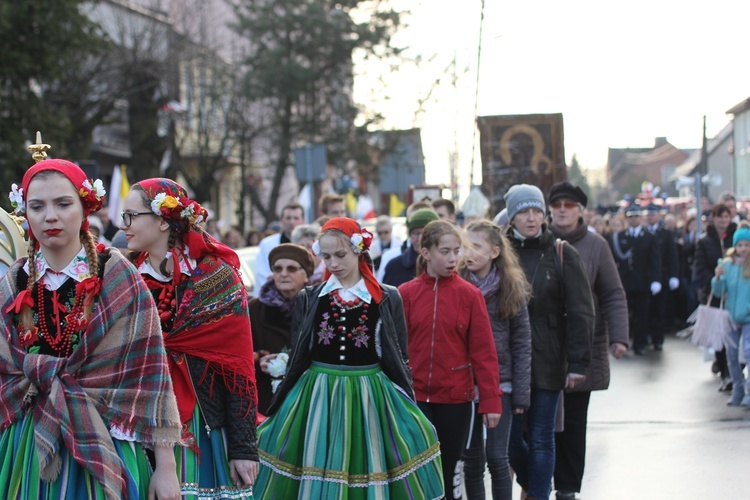 Powitanie ikony MB Częstochowskiej w Kiernozi