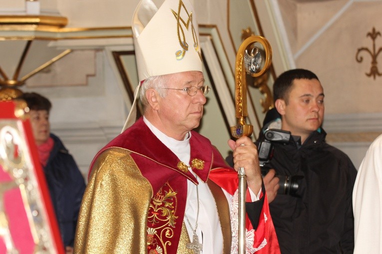 Powitanie ikony MB Częstochowskiej w Kiernozi