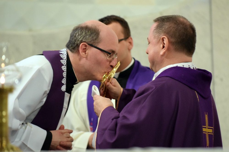 Przyjęcie relikwii franciszkańskich męczenników.