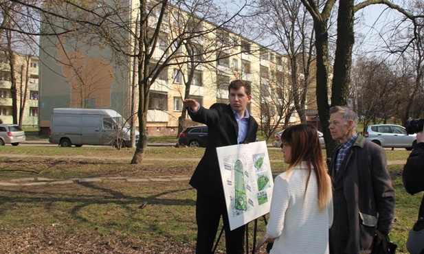 Planowi zagospodarowania przyglądali się także mieszkańcy osiedla