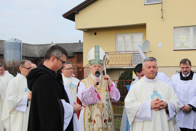 Powitanie ikony MB Częstochowskiej w Luszynie