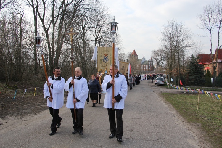 Powitanie ikony MB Częstochowskiej w Luszynie