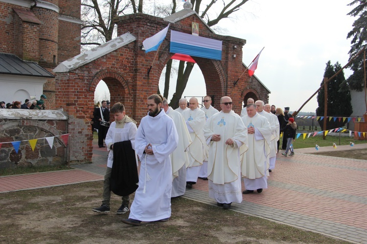 Powitanie ikony MB Częstochowskiej w Luszynie