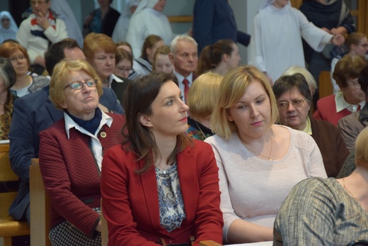 Poświęcenie ikon bł. sióstr w Szymanowie