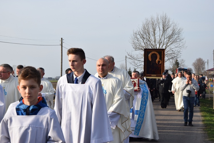 Powitanie ikony MB Częstochowskiej w Śleszynie