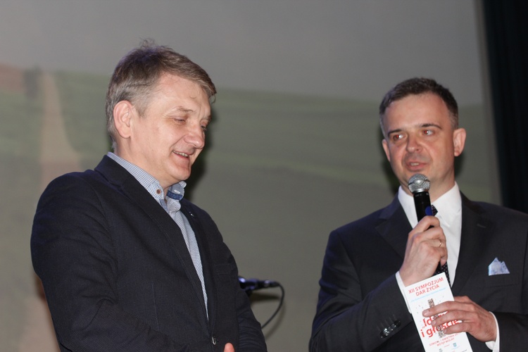 Gościem XII Sympozjum "Dar Życia" był  m.in Dariusz Kowalski, aktor